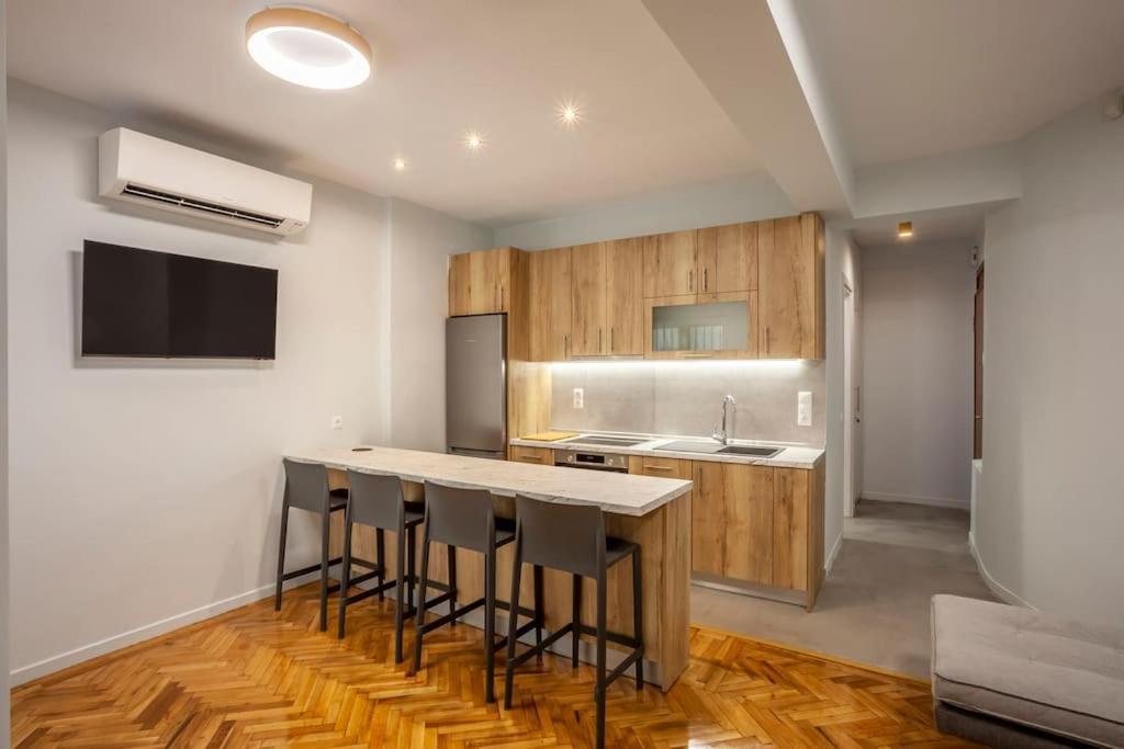 סלוניקי Karolou Ntil- Ground Floor Suite מראה חיצוני תמונה