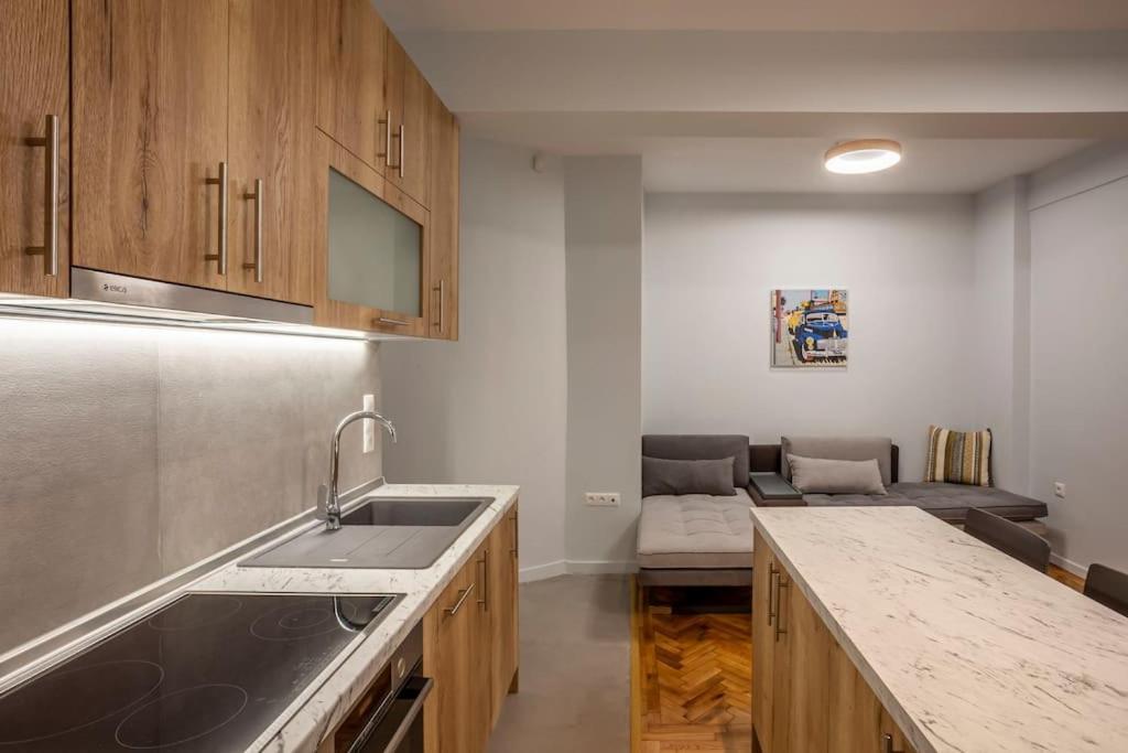 סלוניקי Karolou Ntil- Ground Floor Suite מראה חיצוני תמונה